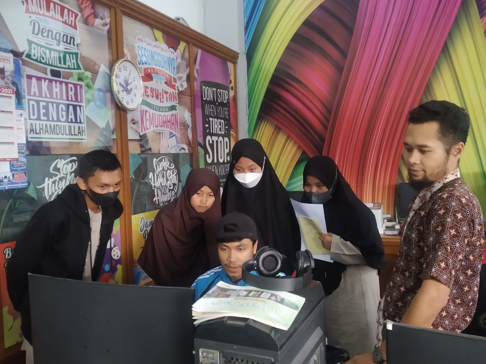 KUNJUNGAN EDUKASI SANTRI MA KMM KAUMAN KE CV. COVER PRODUCTION CAB. PADANG PANJANG