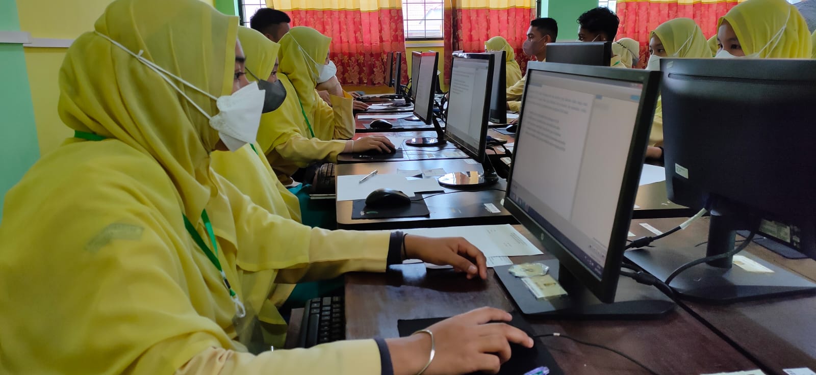MA KMM KAUMAN Laksanakan Ujian Madrasah Berbasis CBT, Derliana : Ini Sudah Berjalan Tiga Tahun