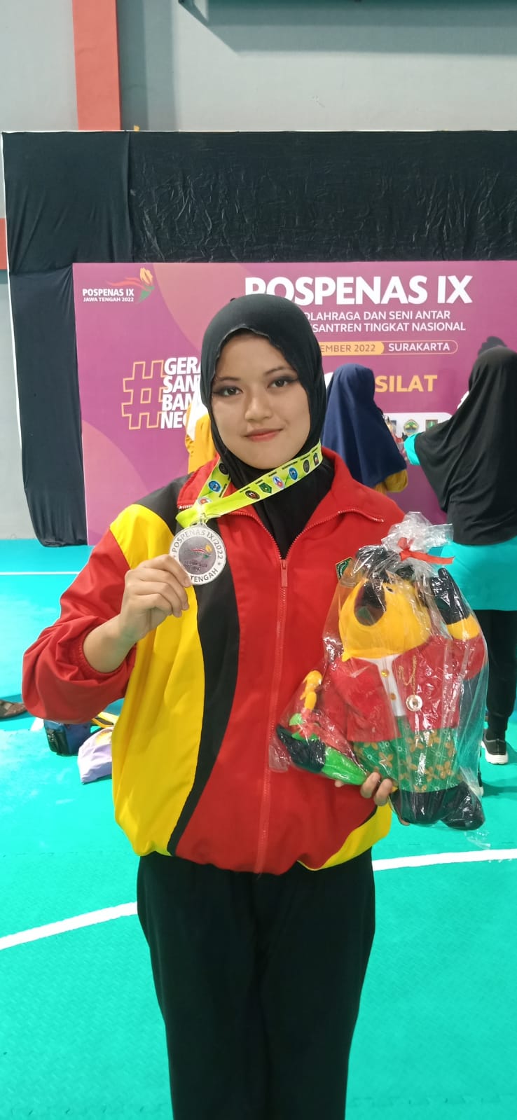 PERSEMBAHAN PERINGATAN HARI GURU : SANTRI KAUMAN JUARA 2 POSPENAS TAHUN 2022