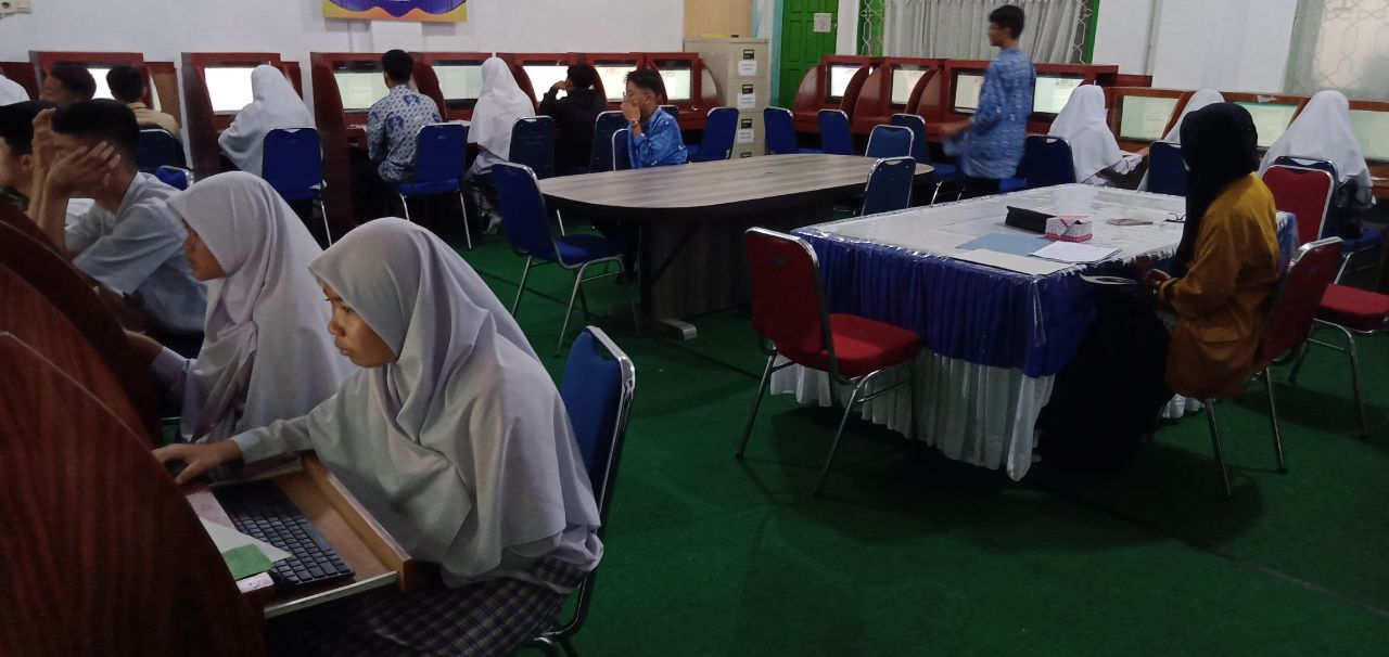 Ratusan Calon Santri Baru Ikuti Tes Seleksi Masuk Pondok Pesantren Kauman