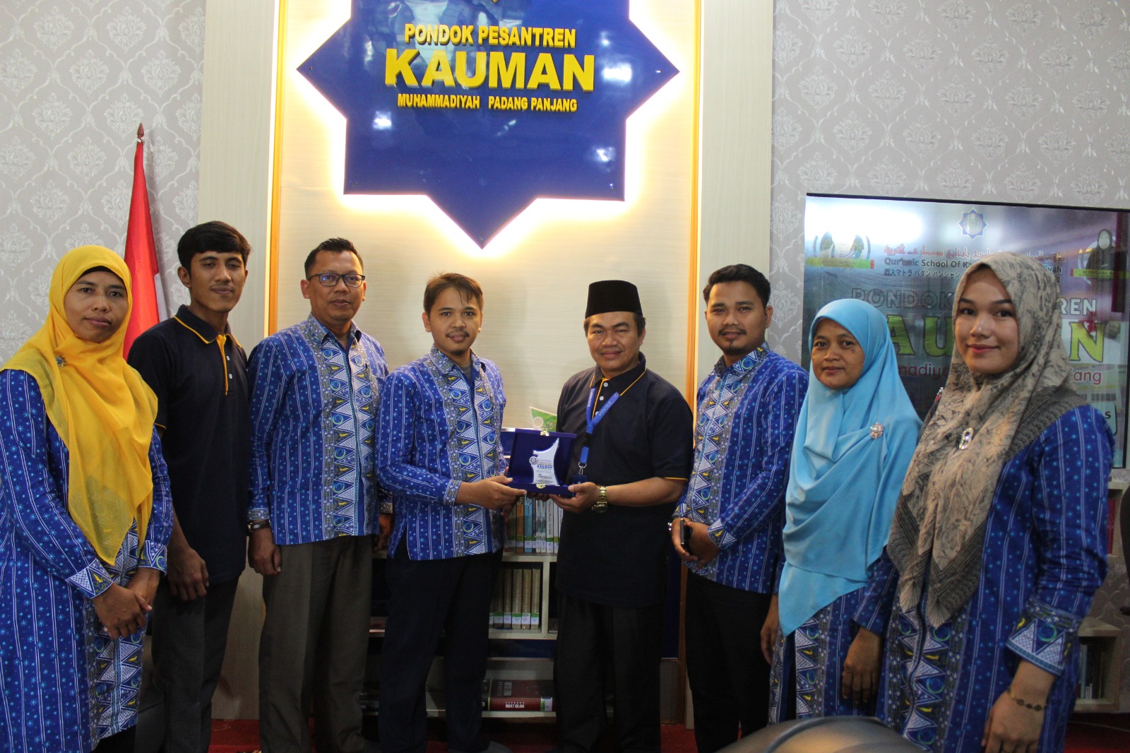 Studi Tiru Rombongan SMP MBS dan SD Unggul Muhammadiyah Bangko ke Pontren KAUMAN