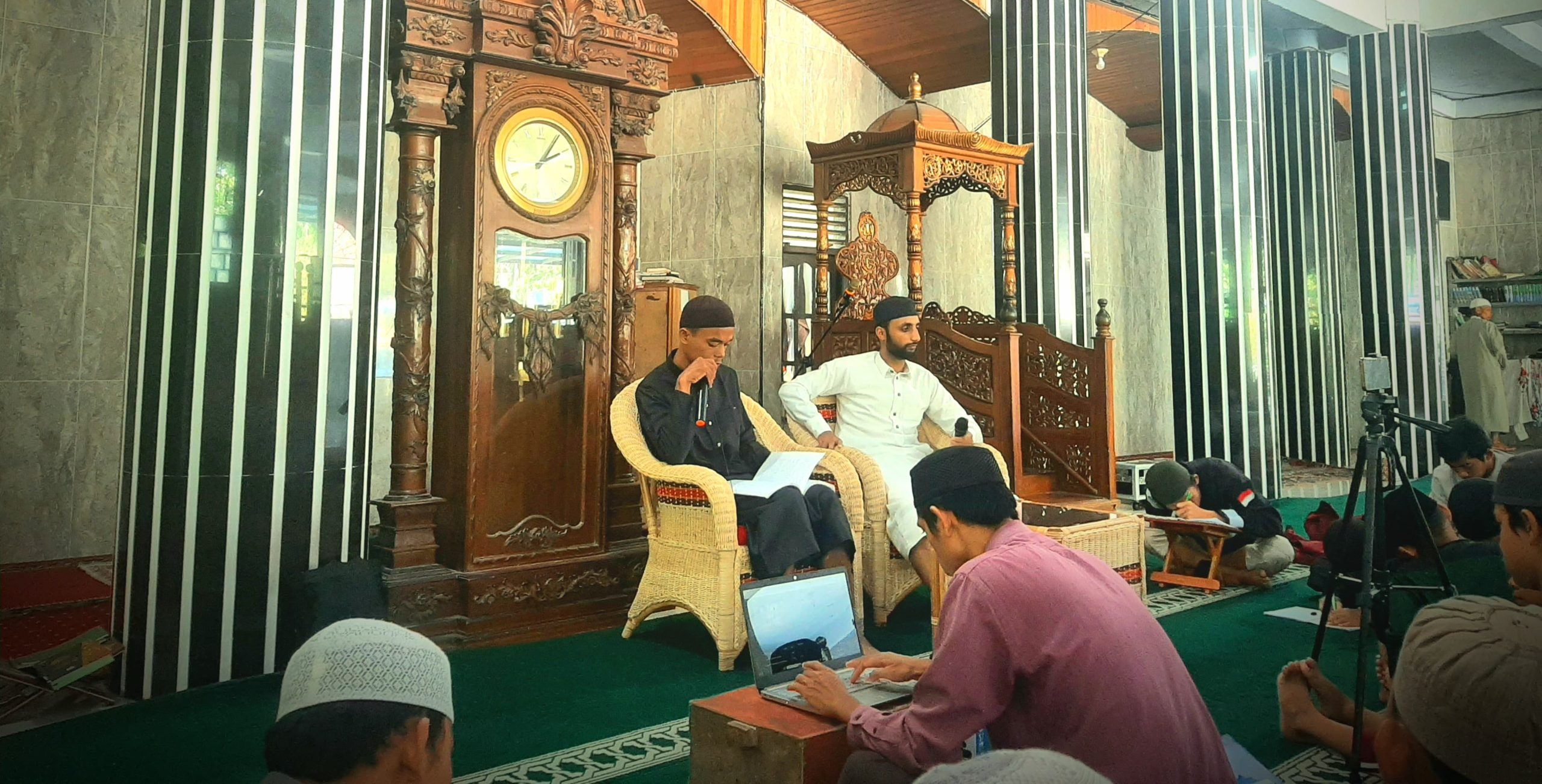 Bekali Santri Ilmu Ber-Akhlakul karimah KAUMAN Utus Lima Santri Terpilih Ikuti Daurah Kitab Tadzkiratussami