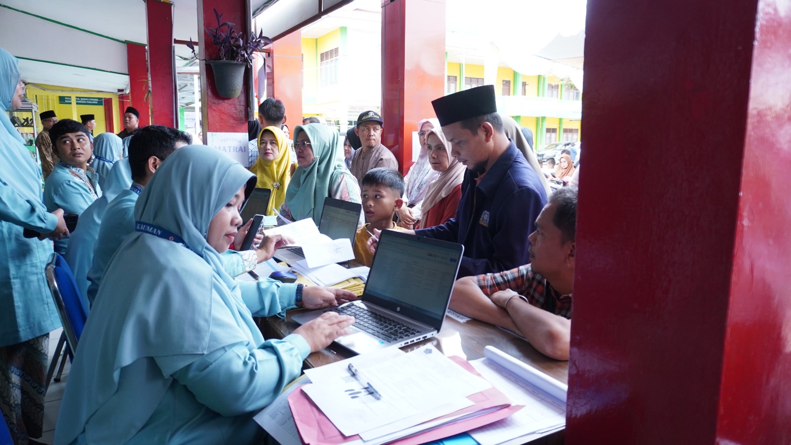 Antusiasme dan Haru Menyertai Kedatangan Santri Baru di Pesantren Kauman Muhammadiyah Padang Panjang TP. 2024/2025