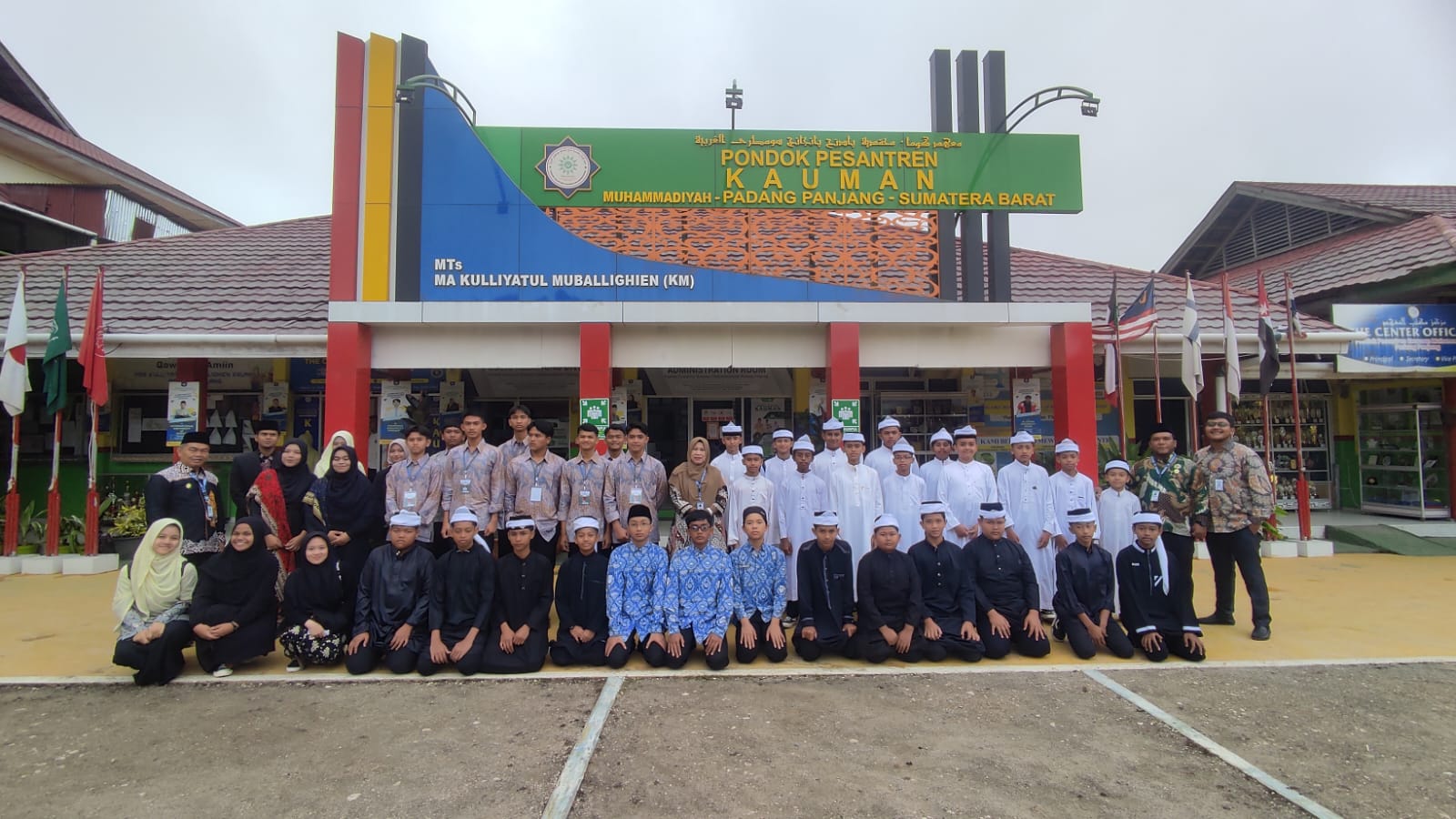 Dari Puisi hingga MTQ, Santri KAUMAN Siap Unjuk Gigi