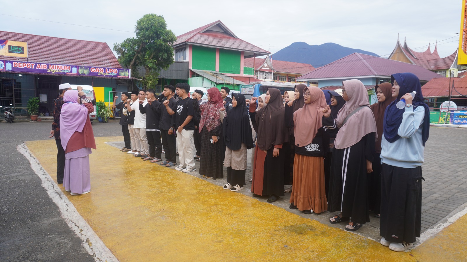 Mudir KAUMAN Lepas 23 Santri Berprestasi, Siap Berkompetisi di OMBN 2025