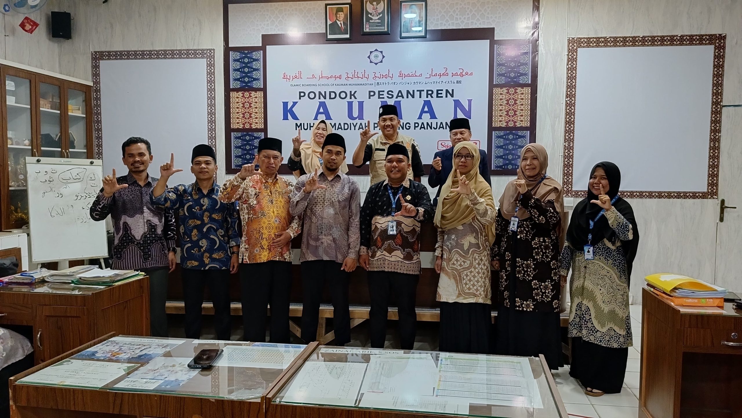 Langkah Baru untuk Umat: Pengurus KL Lazismu Pontren KAUMAN Muhammadiyah Padang Panjang Periode 2024-2027 Dikukuhkan